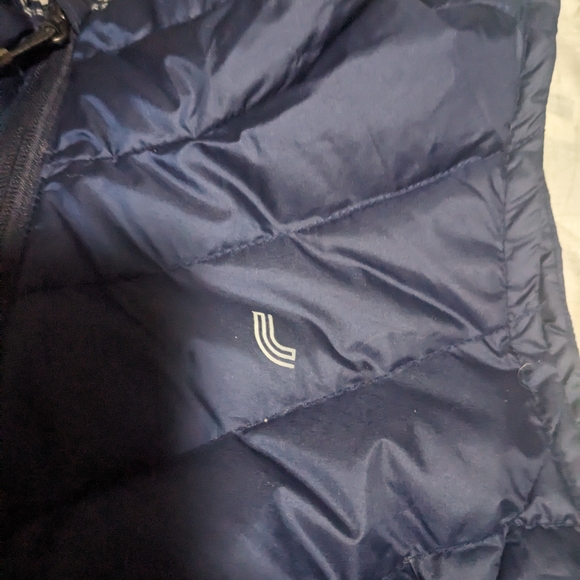 Lole Navy Puffer Vest - Picture 3 of 5